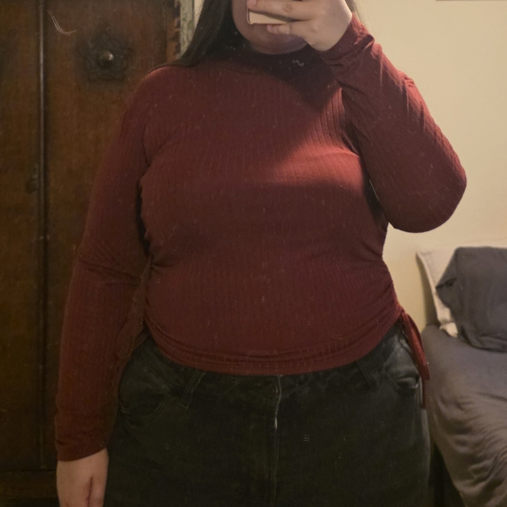 Rue21 Size 1X Maroon Cropped Top Cinched Sides